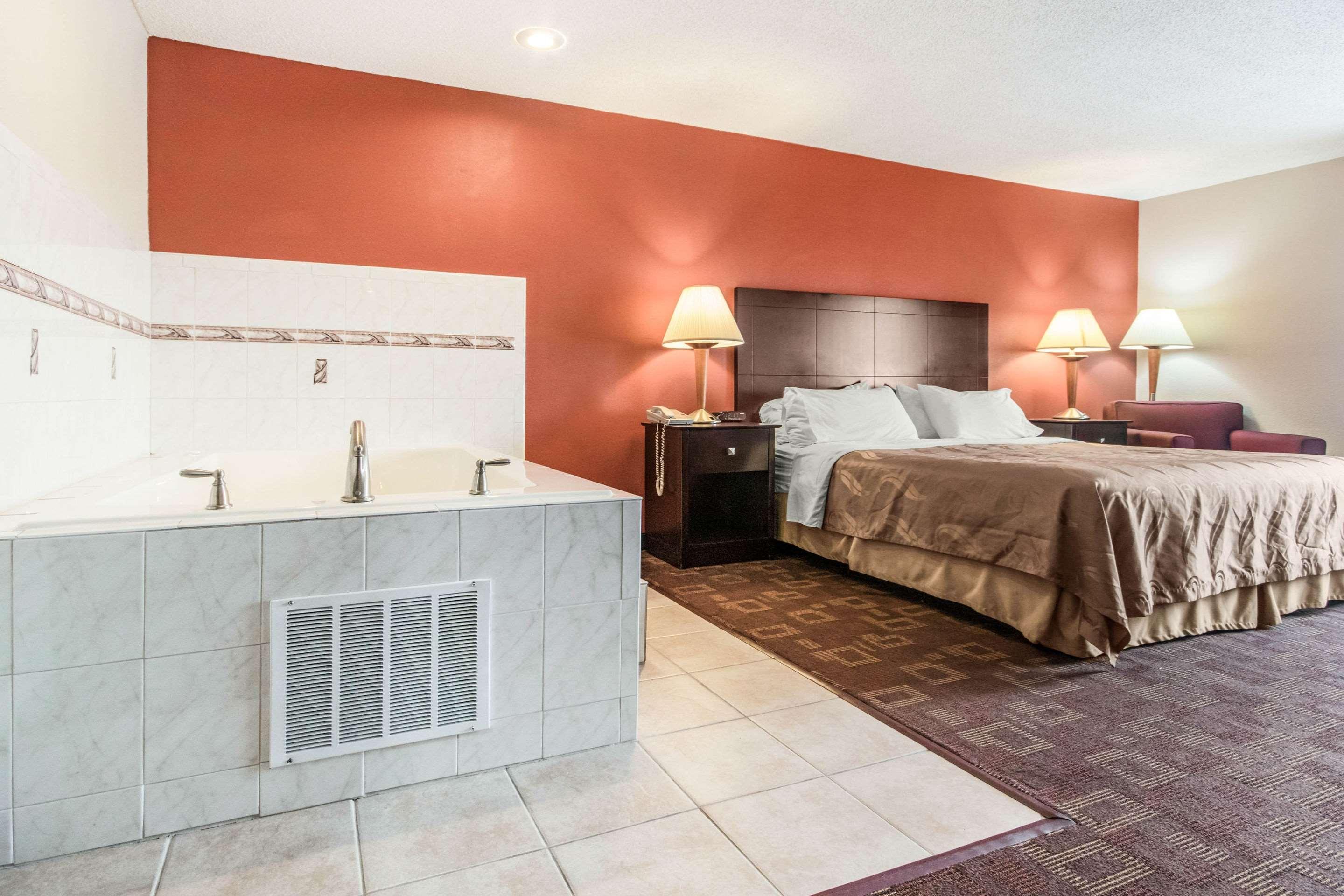 Holiday Inn Express Cincinnati-Lawrenceburg Exterior photo
