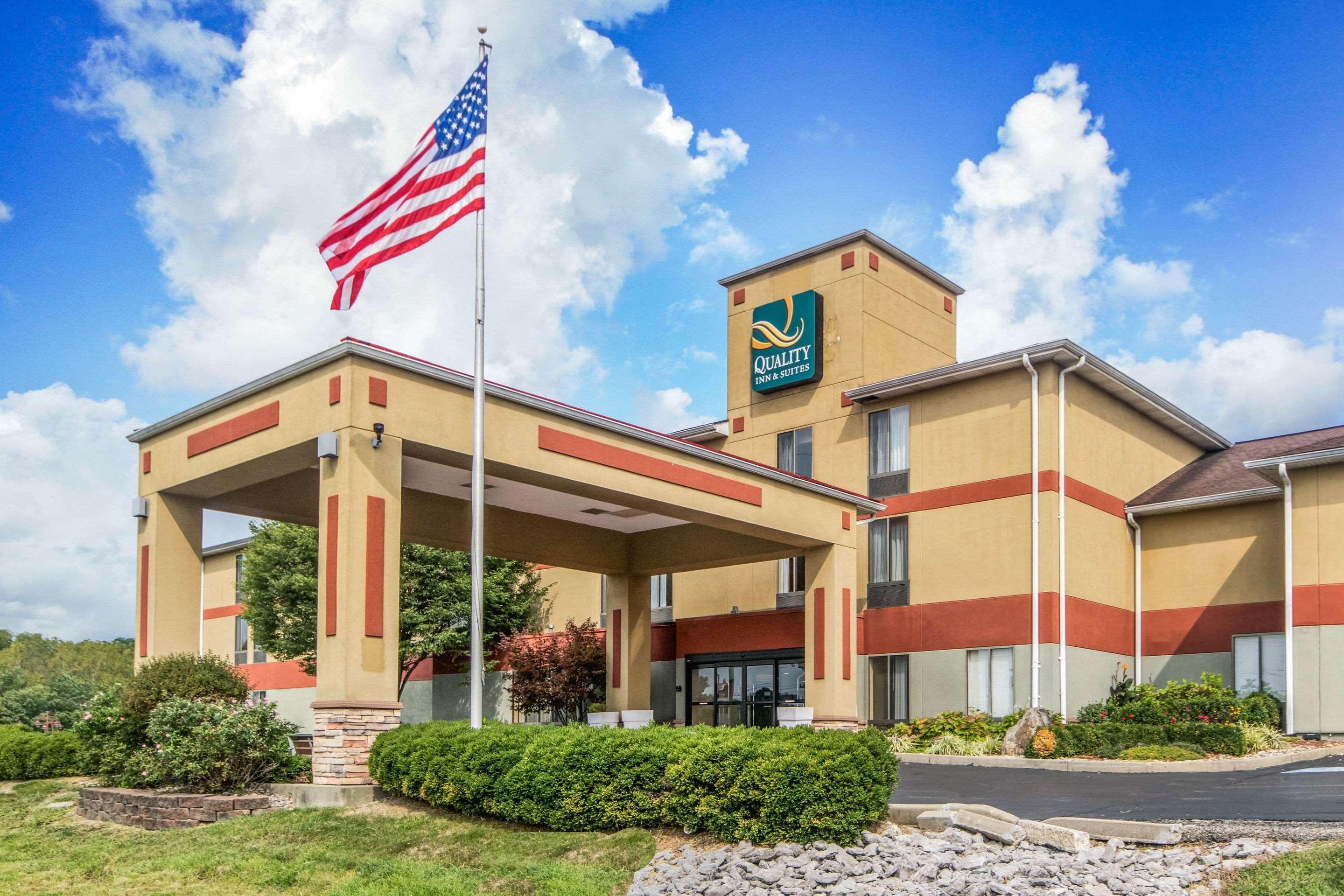 Holiday Inn Express Cincinnati-Lawrenceburg Exterior photo
